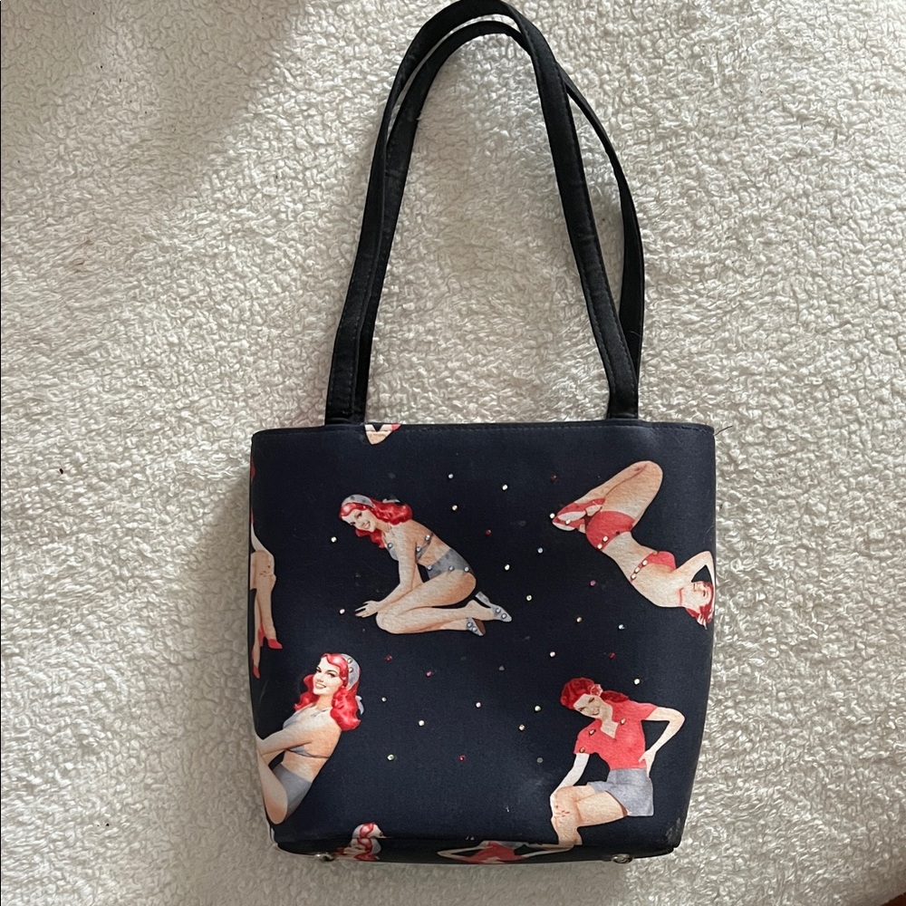 Vintage-Inspired Black Tote Bag with Pin-Up Print